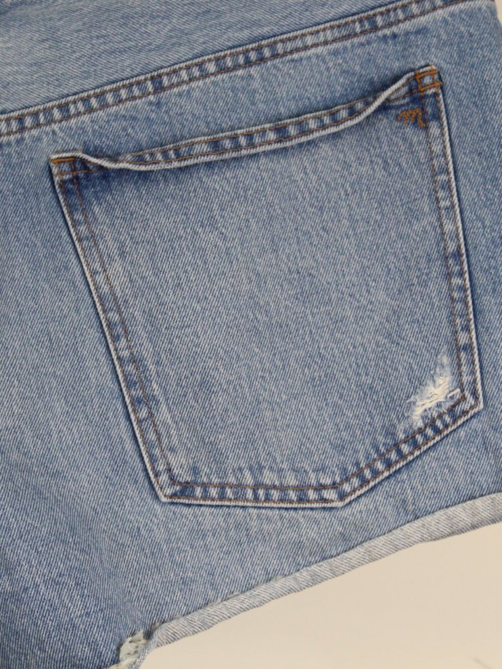 Madewell Relaxed Denim Shorts 31 Distressed High Rise‎ Cutoff - Picture 5 of 9